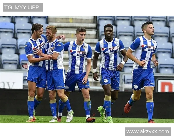 埃因霍温青队迎战登博思队全力争胜的精彩对决